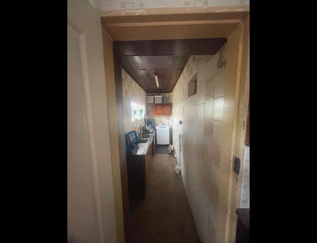 9 BEDROOM HOUSE FOR SALE IN ERASMIA